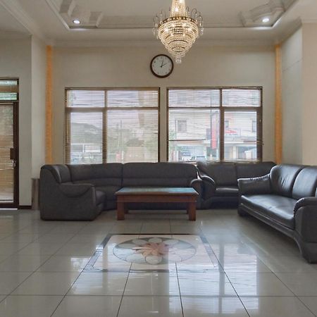 Reddoorz @ Achino Hotel باندونج المظهر الخارجي الصورة