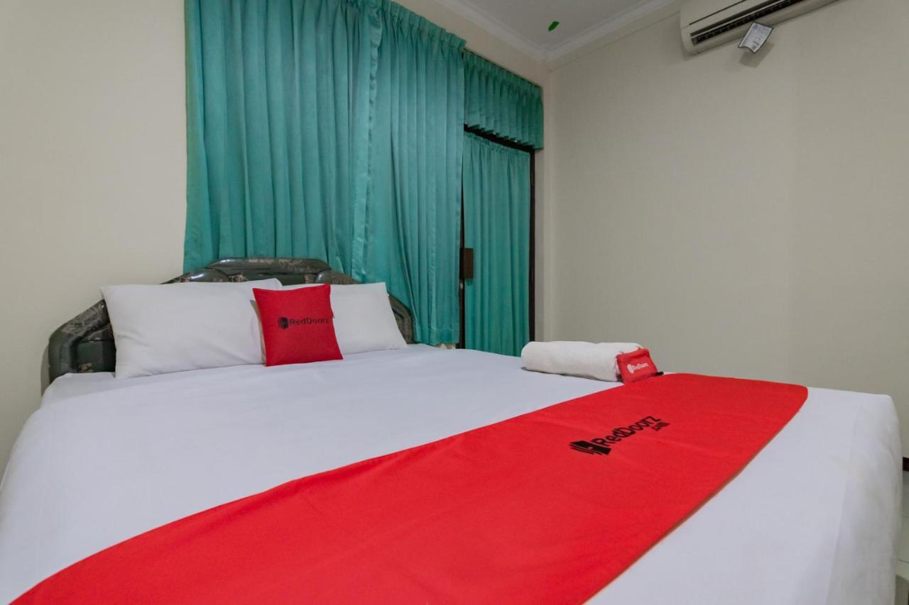 Reddoorz @ Achino Hotel باندونج المظهر الخارجي الصورة