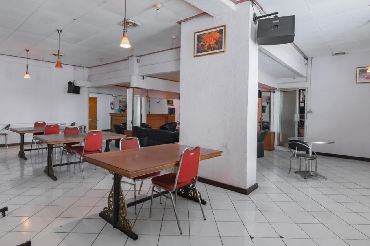 Reddoorz @ Achino Hotel باندونج المظهر الخارجي الصورة