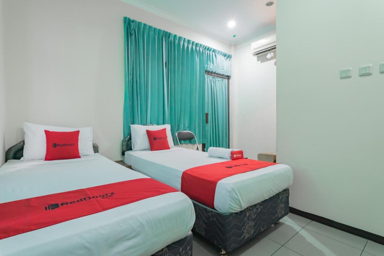 Reddoorz @ Achino Hotel باندونج المظهر الخارجي الصورة